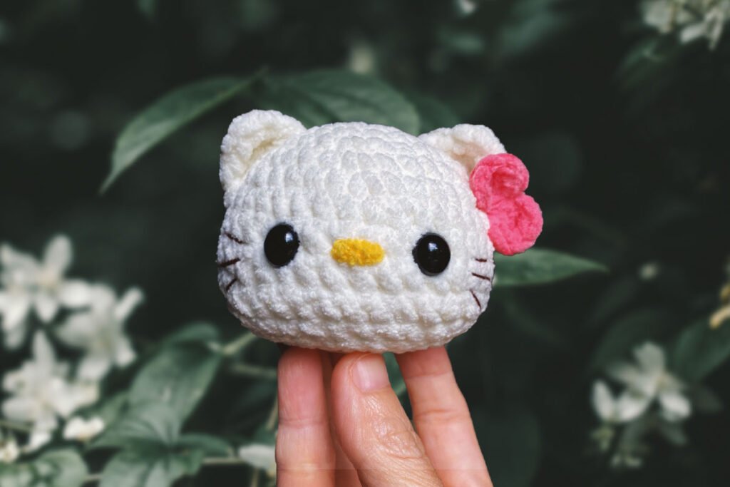 Crochet Hello Kitty Sanrio Free Crochet Pattern and Tutorial