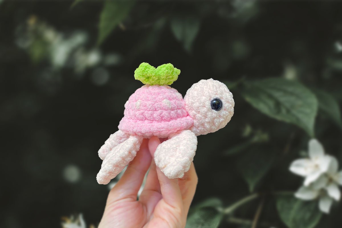 Crochet Strawberry Turtle Free Crochet Pattern and Tutorial
